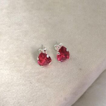 imagem Brinco gota Cristal Vermelho