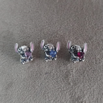 imagem Berloque separador Stitch coração azul e rosa prata 925