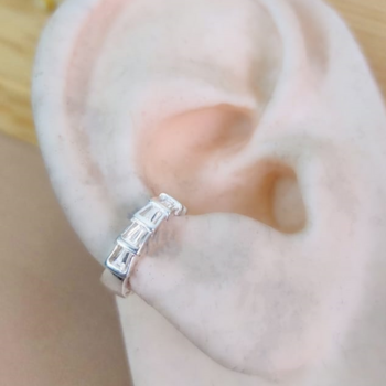 imagem Piercing fake argola com zircônia prata